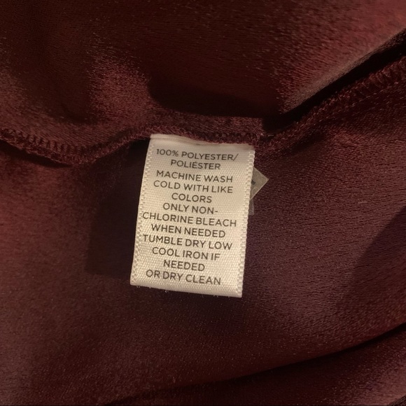 Loft burgundy bell sleeve halter cold shoulder top - Picture 6 of 8